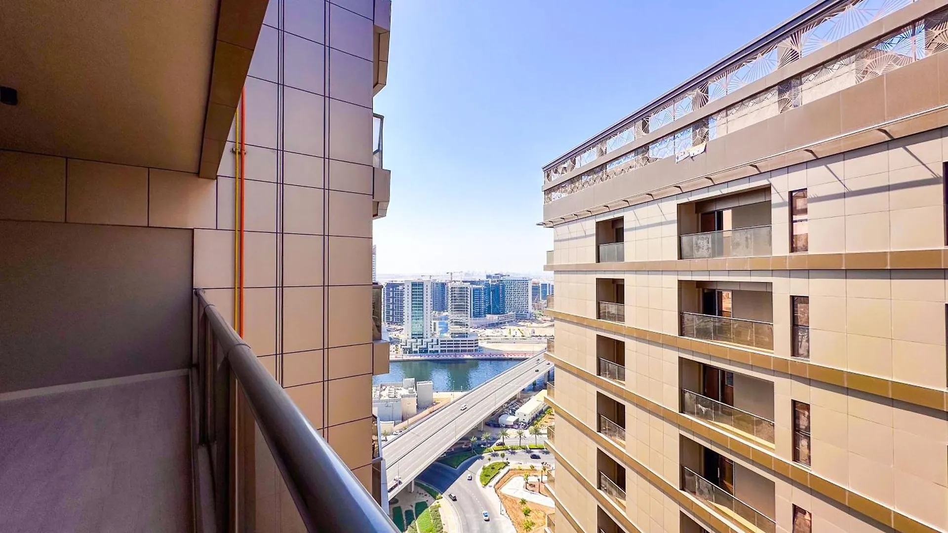 Apartment Prime 2Br With Burj Khalifa & Dubai Canal View - 20Ab16